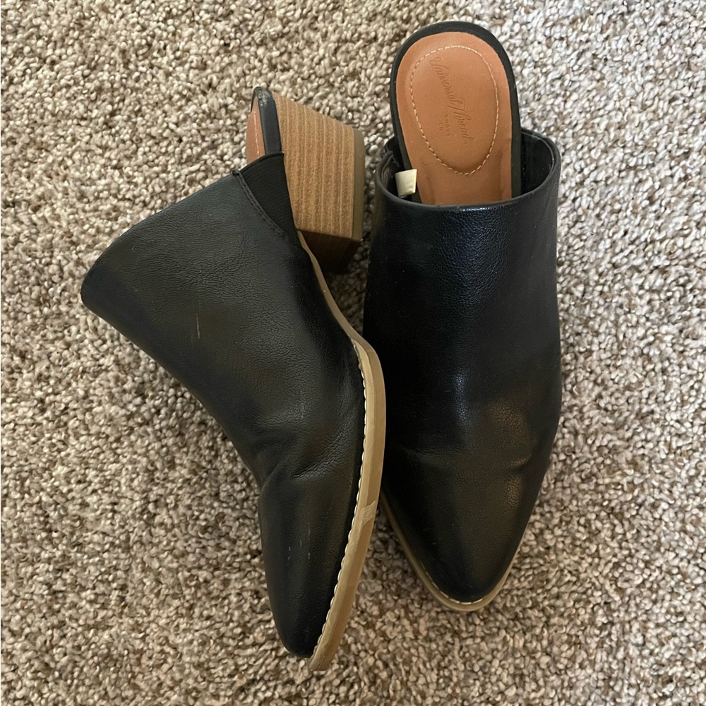 Black Mules